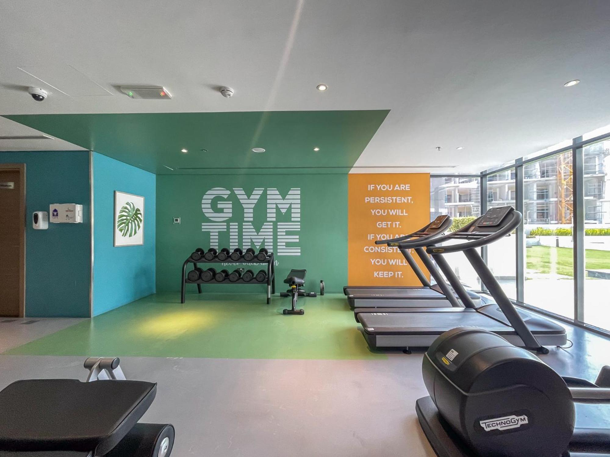Unique Loft With Smart Working Station Apartment Dubai